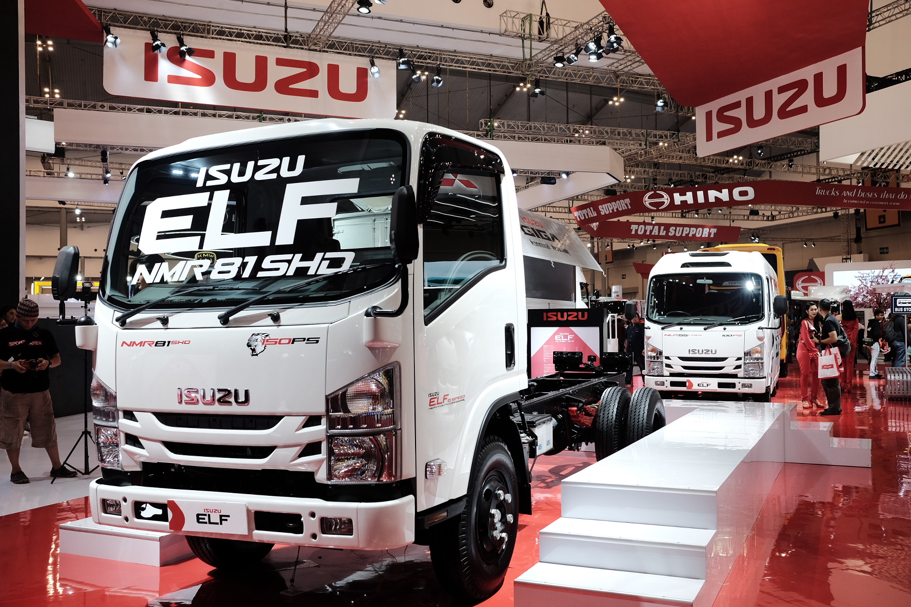 Isuzu Elf