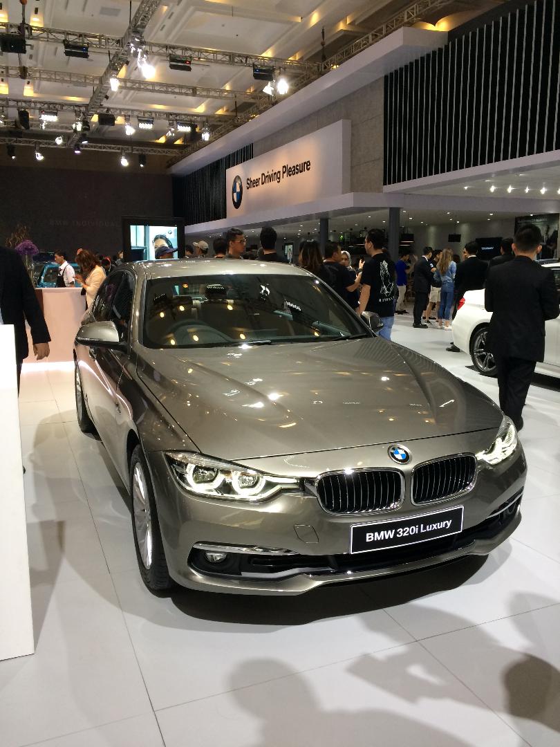 BMW 320i Luxury GIIAS 2018